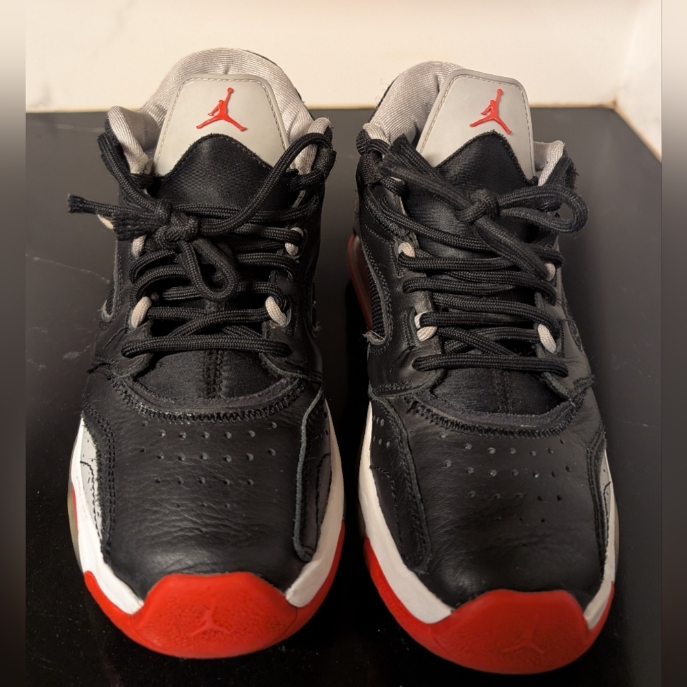 Nike Jordan Point Lane Sneakers Size 5.5Y MSRP $140 - Picture 2 of 8